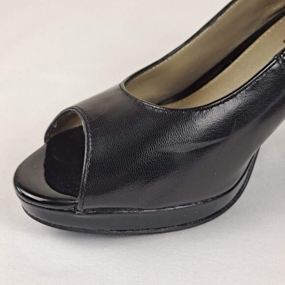 Bandolino Size 6M Mylah Black Leather Heels Peep Toe - Picture 8 of 14